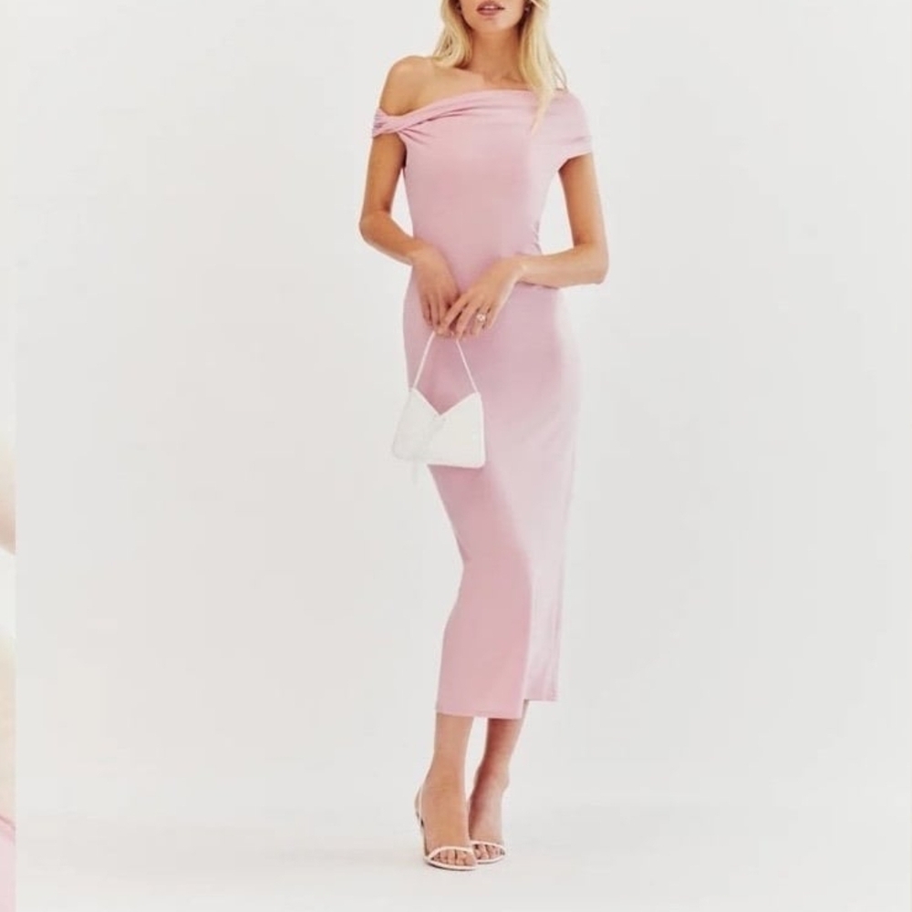 Elegant Pink Off-Shoulder Dress